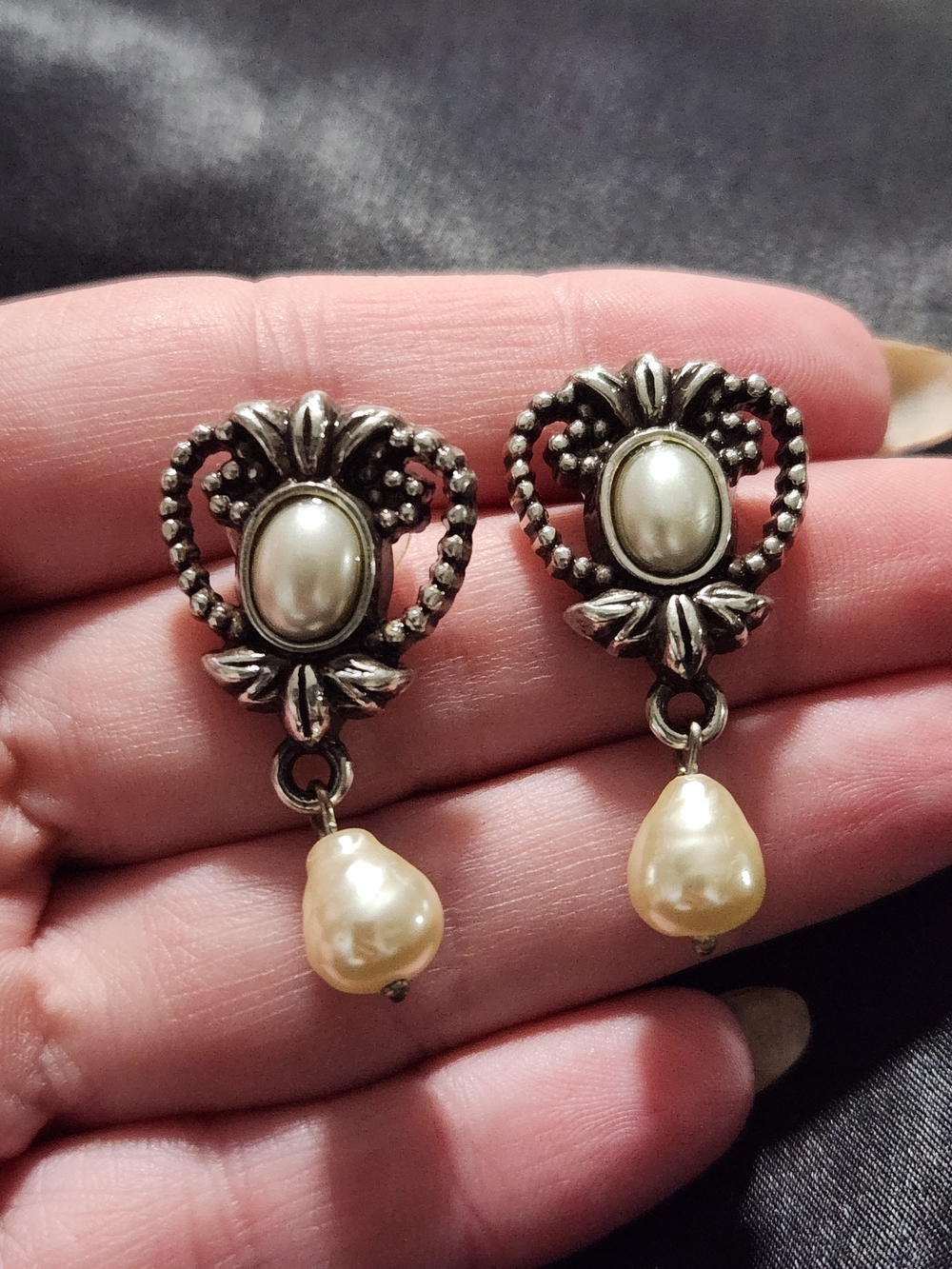Brighton Vintage Faux Pearl Drop Earrings Silver Tone Heart Scroll Pierced​